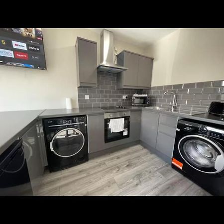 Newly Refurbished Apartment With Free Parking Flat 6 Liverpool Luaran gambar